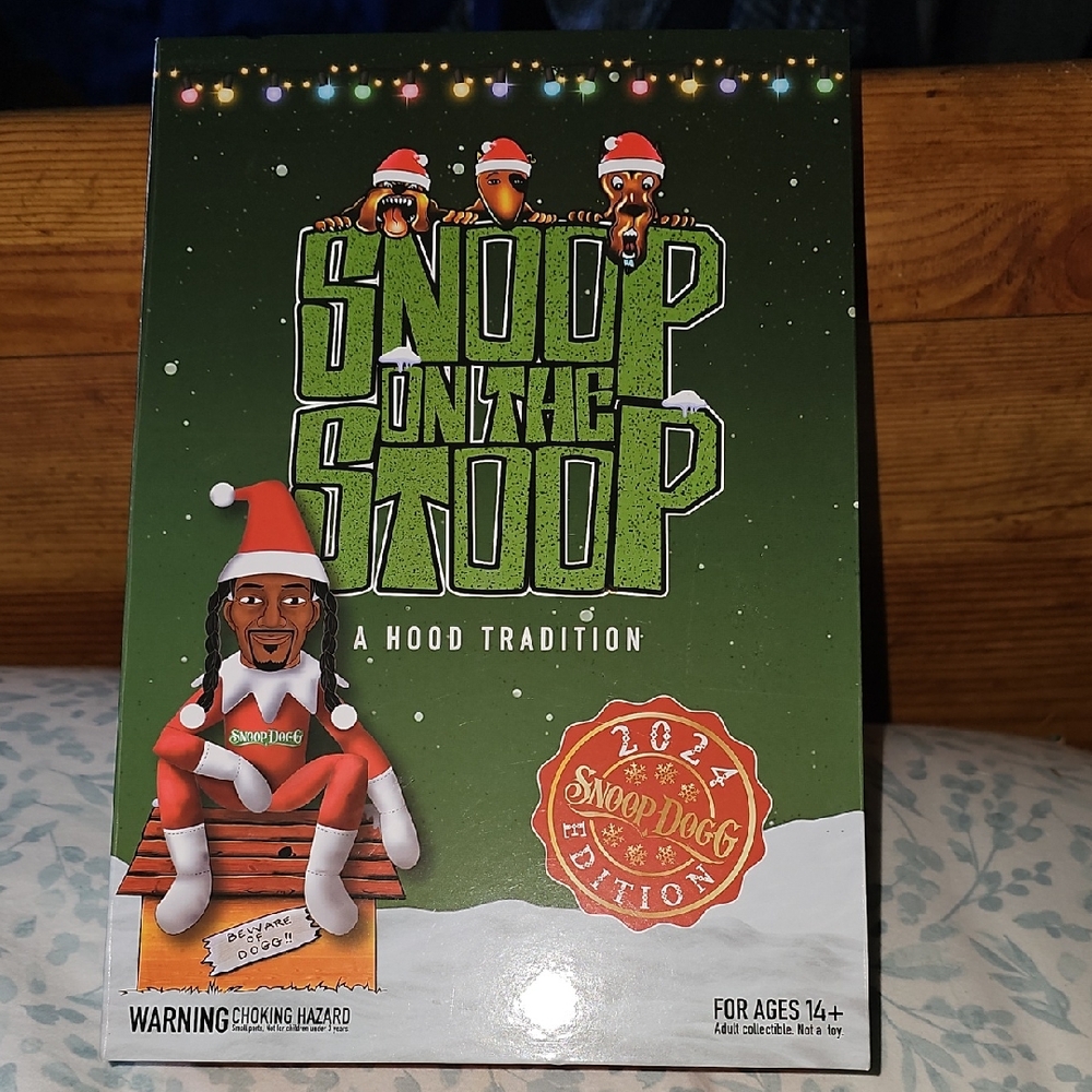 2024 Snoop On The Stoop Elf